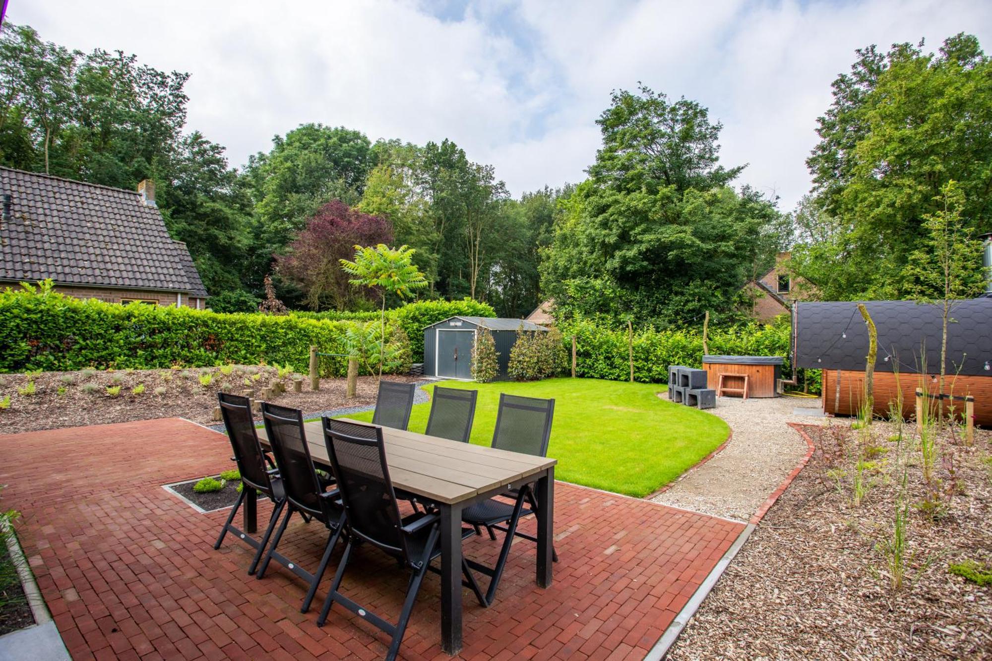 Evergreen Wellness Met Sauna & Hottub Ewijk Eksteriør billede